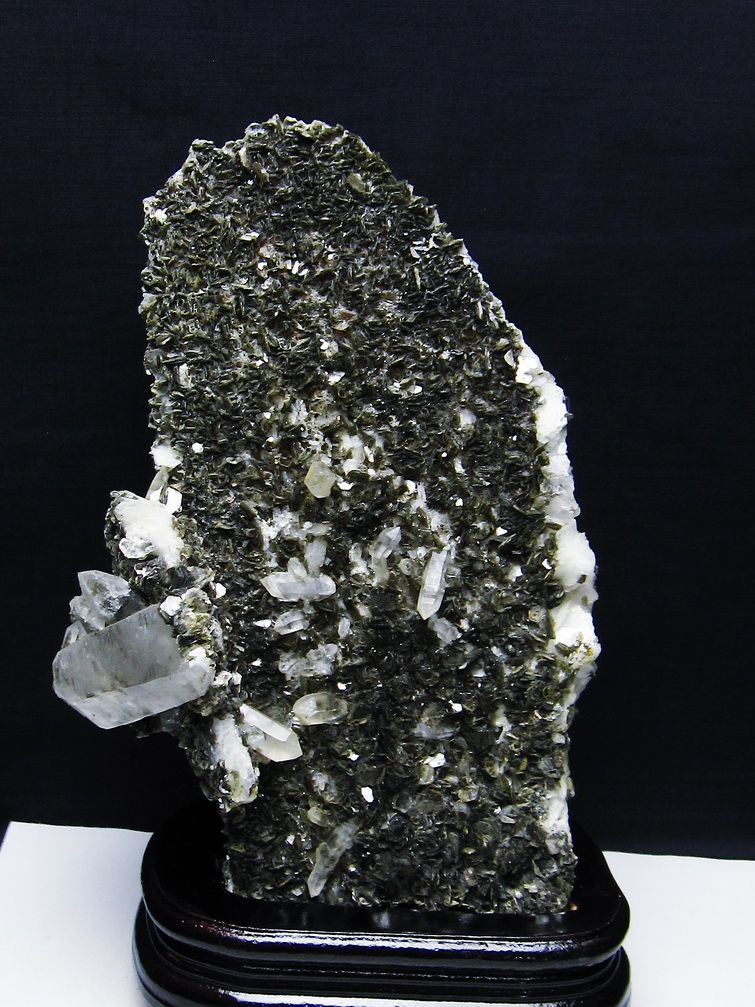 2Kg 雲母入り ヒマラヤ水晶 原石 [t501-4330] 1枚目