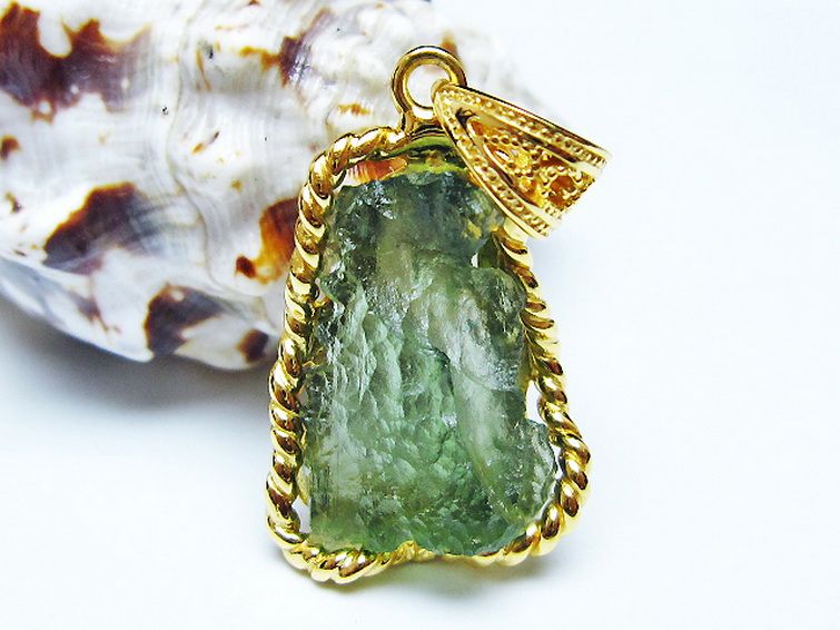 モルダバイト ペンダント [T525-2270] 1枚目