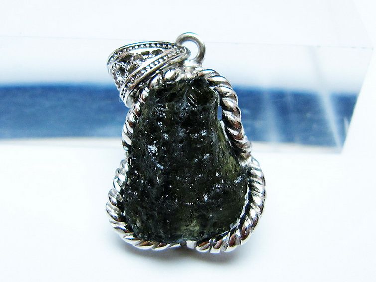 モルダバイト ペンダント [t525-2283] 2枚目