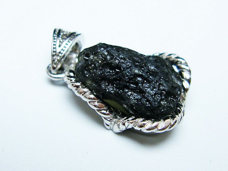 モルダバイト ペンダント [t525-2283] 3枚目