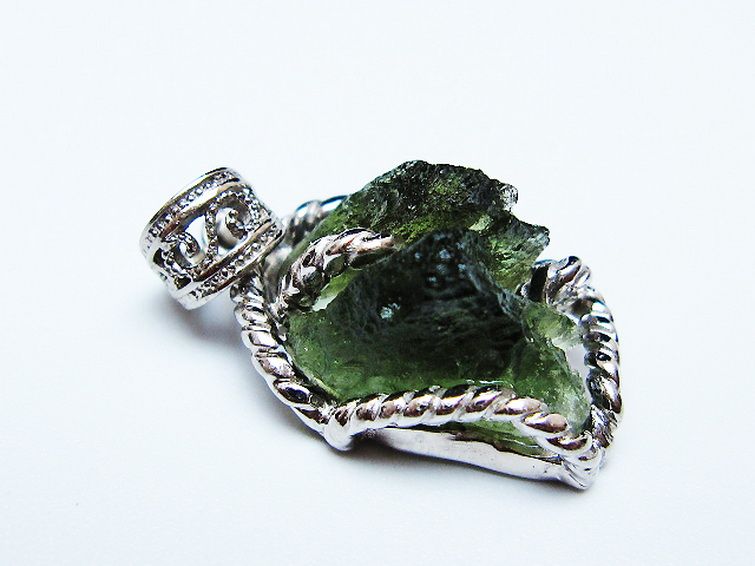 モルダバイト ペンダント [t525-2287] 3枚目