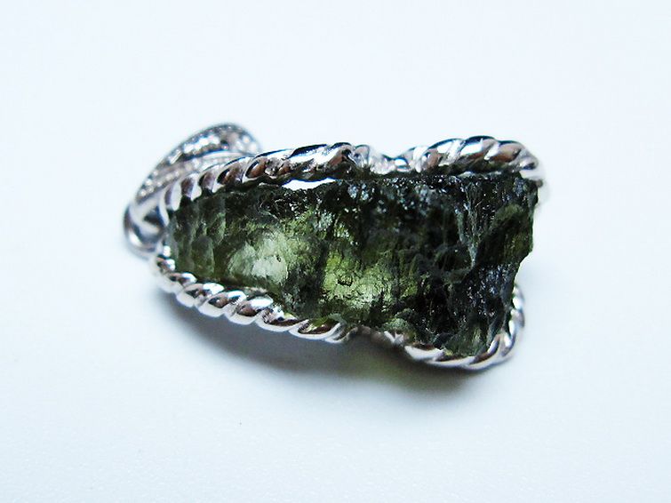 モルダバイト ペンダント [t525-2300] 3枚目