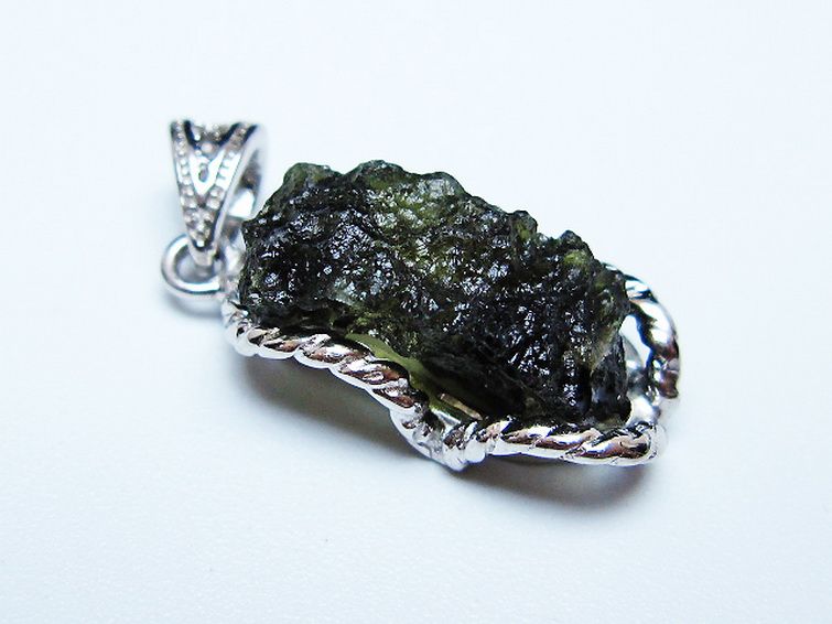 モルダバイト ペンダント [t525-2326] 3枚目