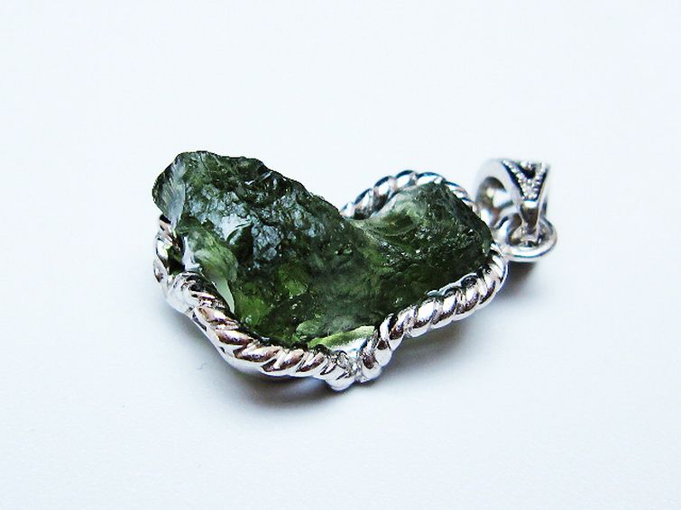 モルダバイト ペンダント [t525-2328] 3枚目