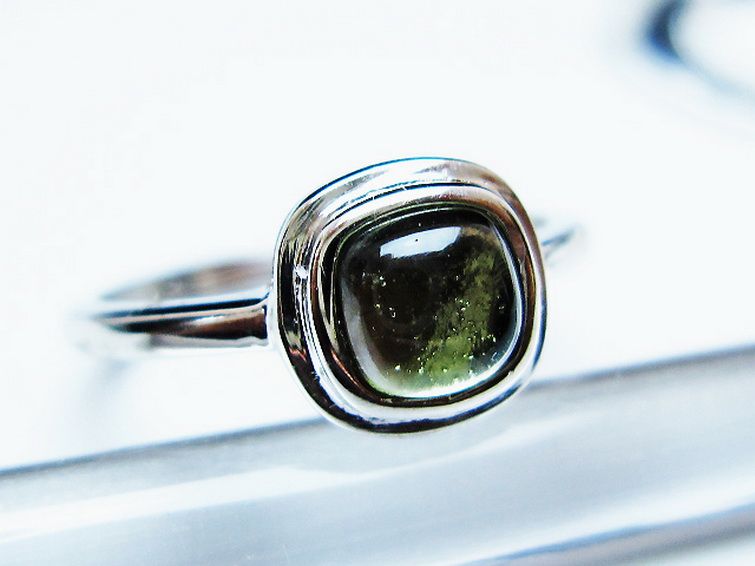 モルダバイト 指輪 (12号) [t526-1352] 3枚目