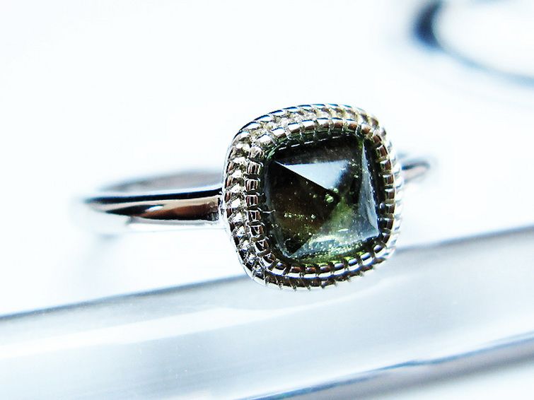 モルダバイト 指輪 (13号) [t526-1357] 3枚目