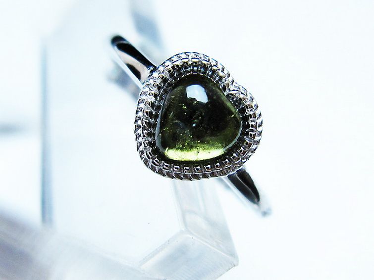 モルダバイト ハート 指輪 (13号) [t526-1379] 2枚目