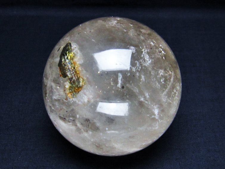 ライトニング水晶 丸玉 78mm [T529-5581] 1枚目