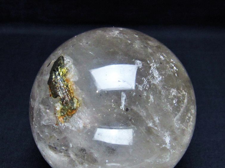ライトニング水晶 丸玉 78mm [T529-5581] 2枚目