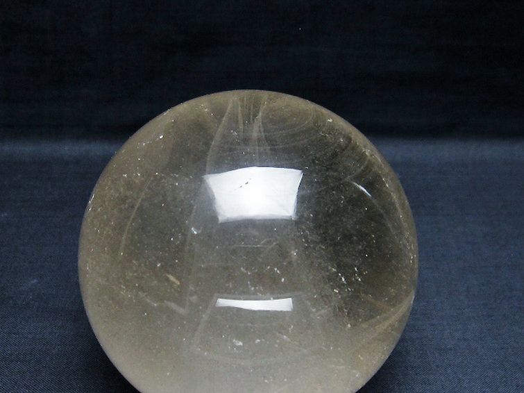 ライトニング水晶 丸玉 87mm [T529-5637] 2枚目
