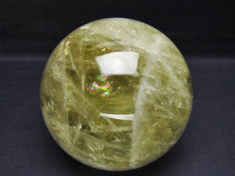 1.3Kg 虹入り シトリン水晶 丸玉 98mm [t529-6291] 1枚目