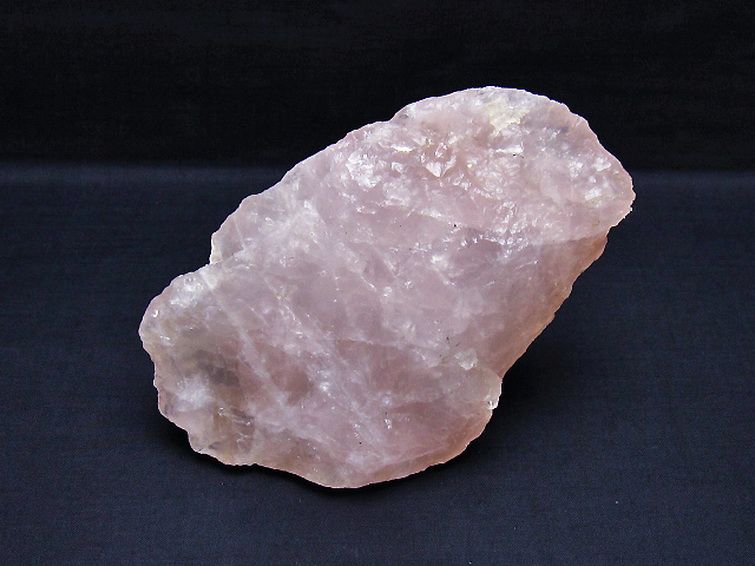 ローズクォーツ 原石[T568-4416] 1枚目