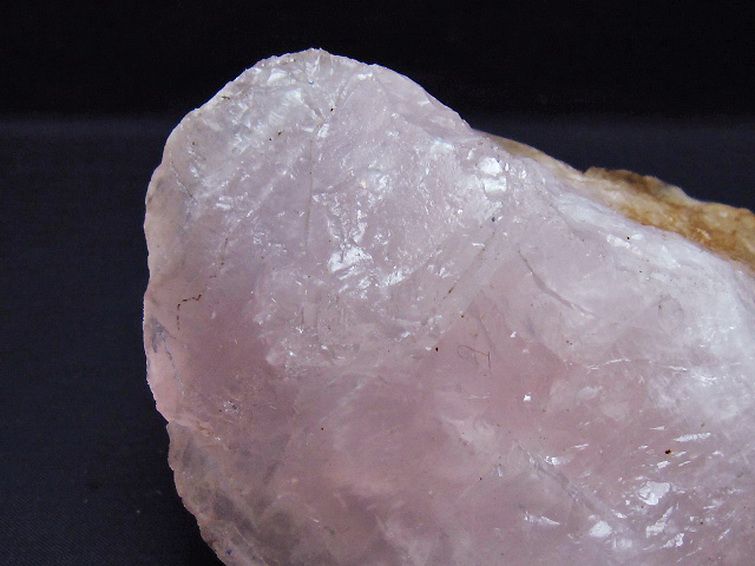 ローズクォーツ 原石 [t568-4444] 2枚目