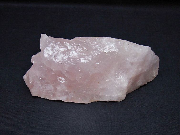 ローズクォーツ 原石 [t568-4453] 1枚目