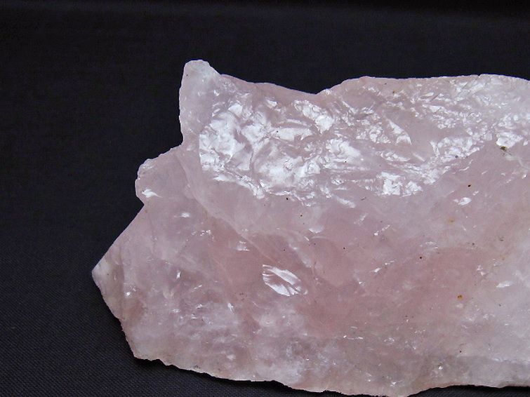 ローズクォーツ 原石 [t568-4453] 2枚目