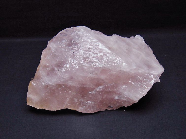1.4Kg ローズクォーツ 原石 [t568-4456] 1枚目