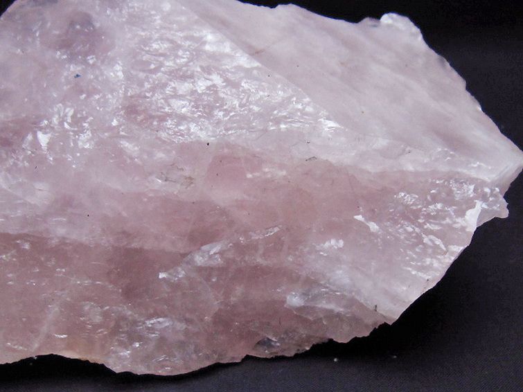 1.4Kg ローズクォーツ 原石 [t568-4456] 3枚目