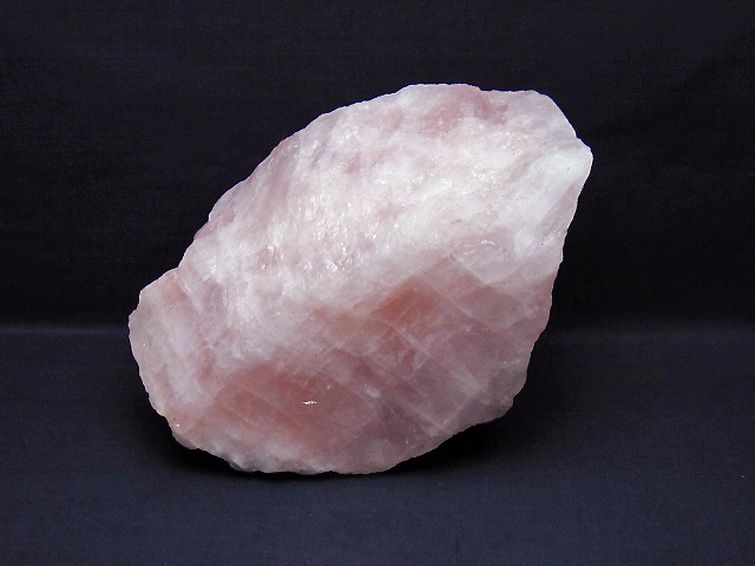 5.8Kg ローズクォーツ 原石 [t568-4473] 1枚目