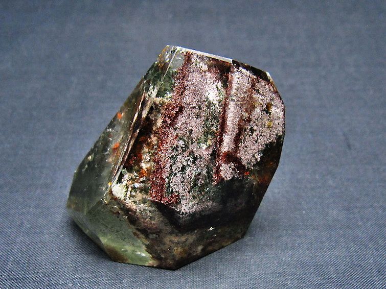 グリーンファントム 原石 [t577-4911] 1枚目