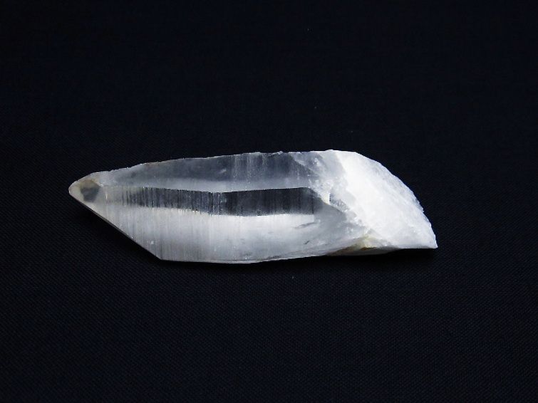 ヒマラヤ水晶 六角柱[T579-3772] 1枚目