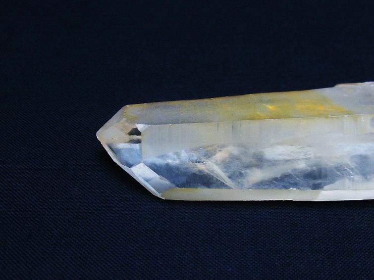 ヒマラヤ水晶 六角柱[T579-3780] 2枚目