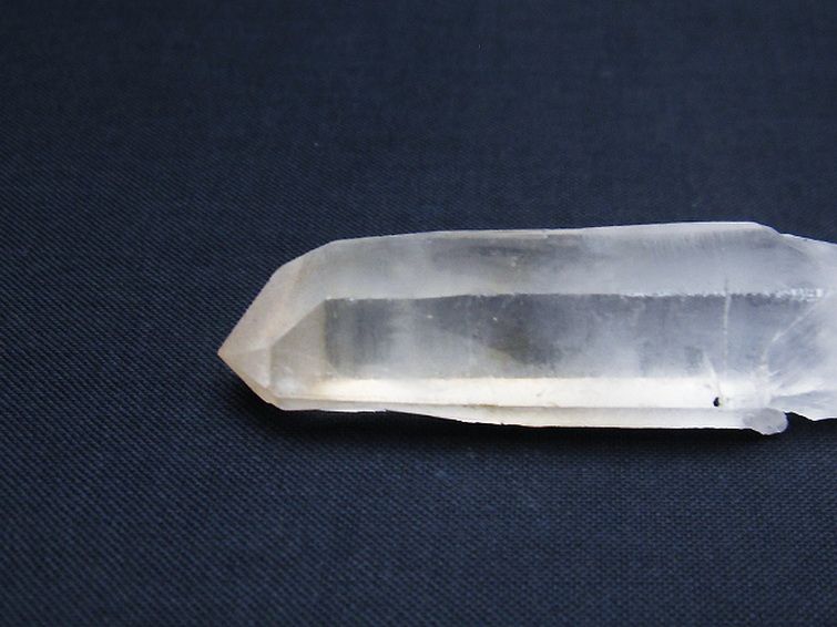 ヒマラヤ水晶 六角柱[T579-4023] 2枚目