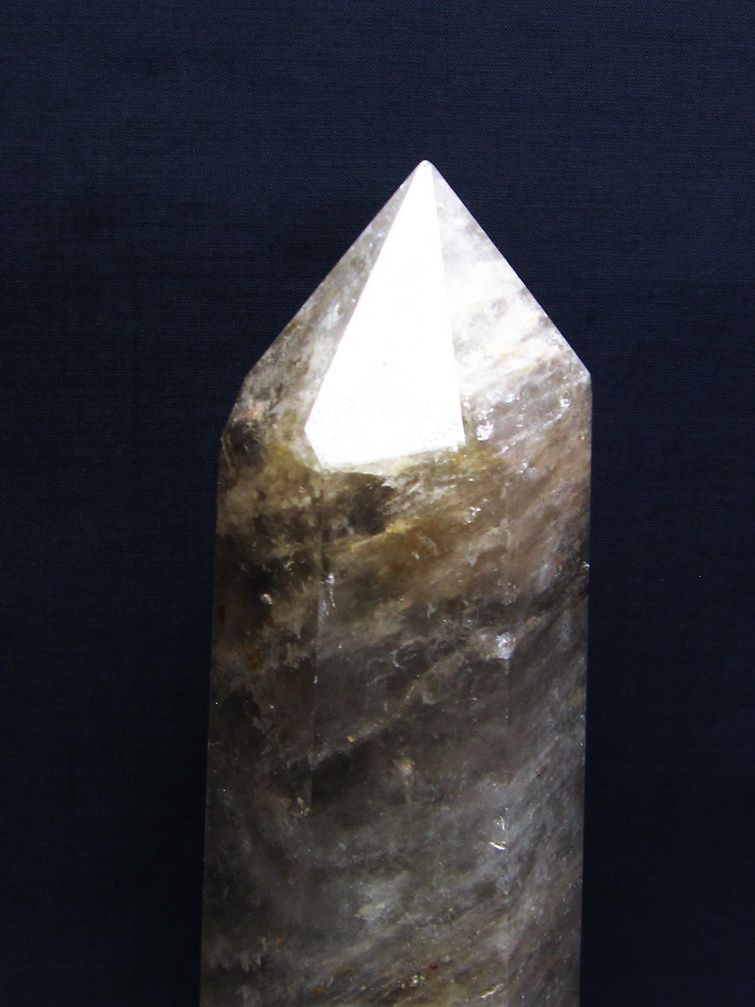 1.7Kg ライトニング水晶 六角柱 [t581-5591] 2枚目