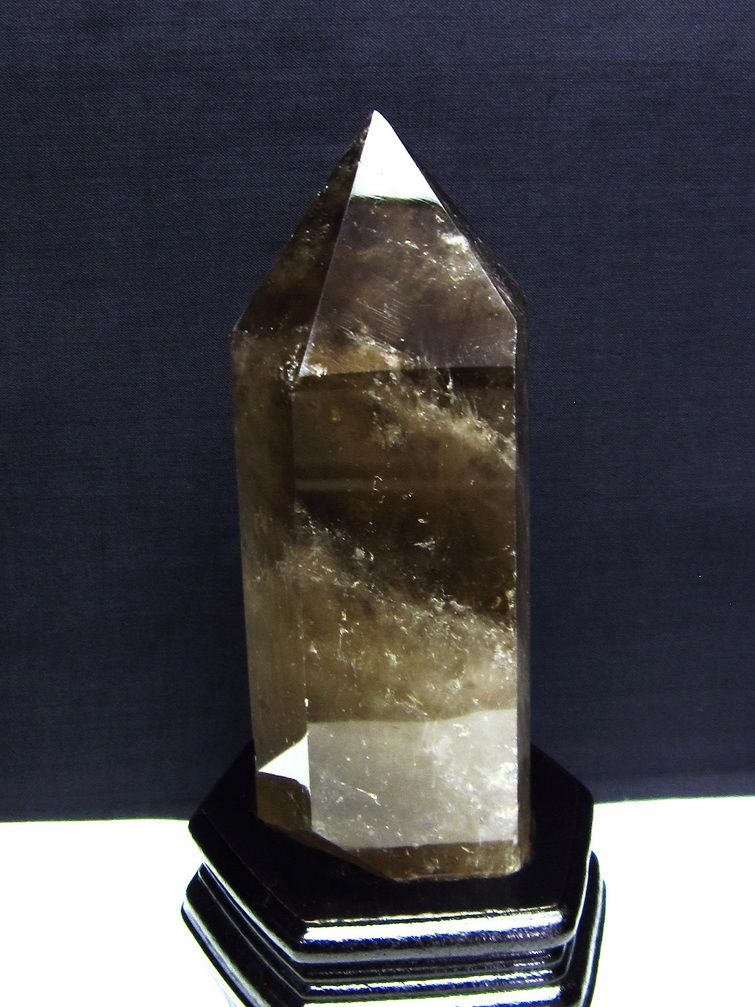 1.2Kg ライトニング水晶 六角柱 [t581-5593] 1枚目