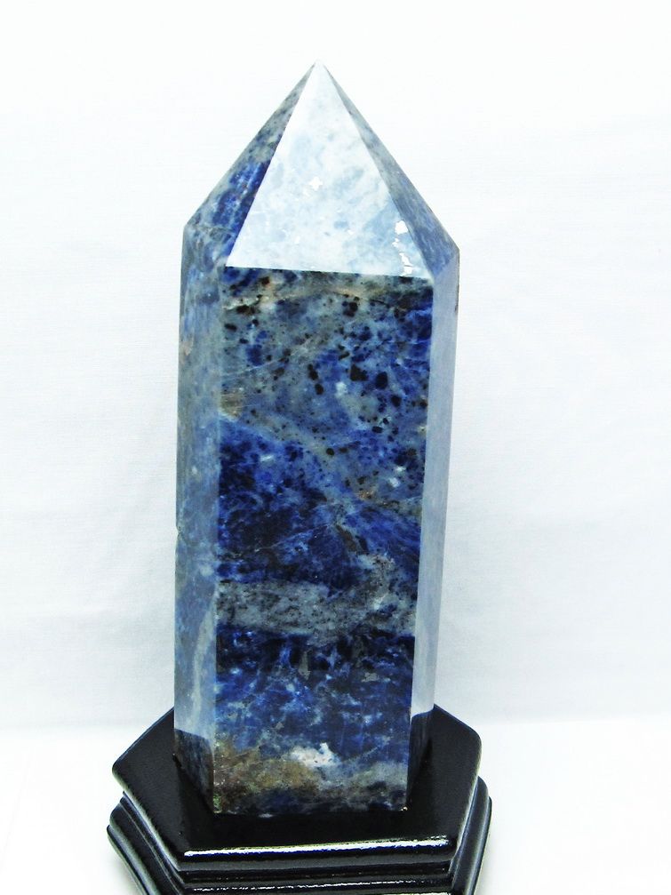 2.9Kg ソーダライト 六角柱 [t581-5754] 1枚目