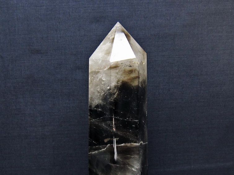 1.9Kg ライトニング水晶 六角柱[T581-6105] 3枚目