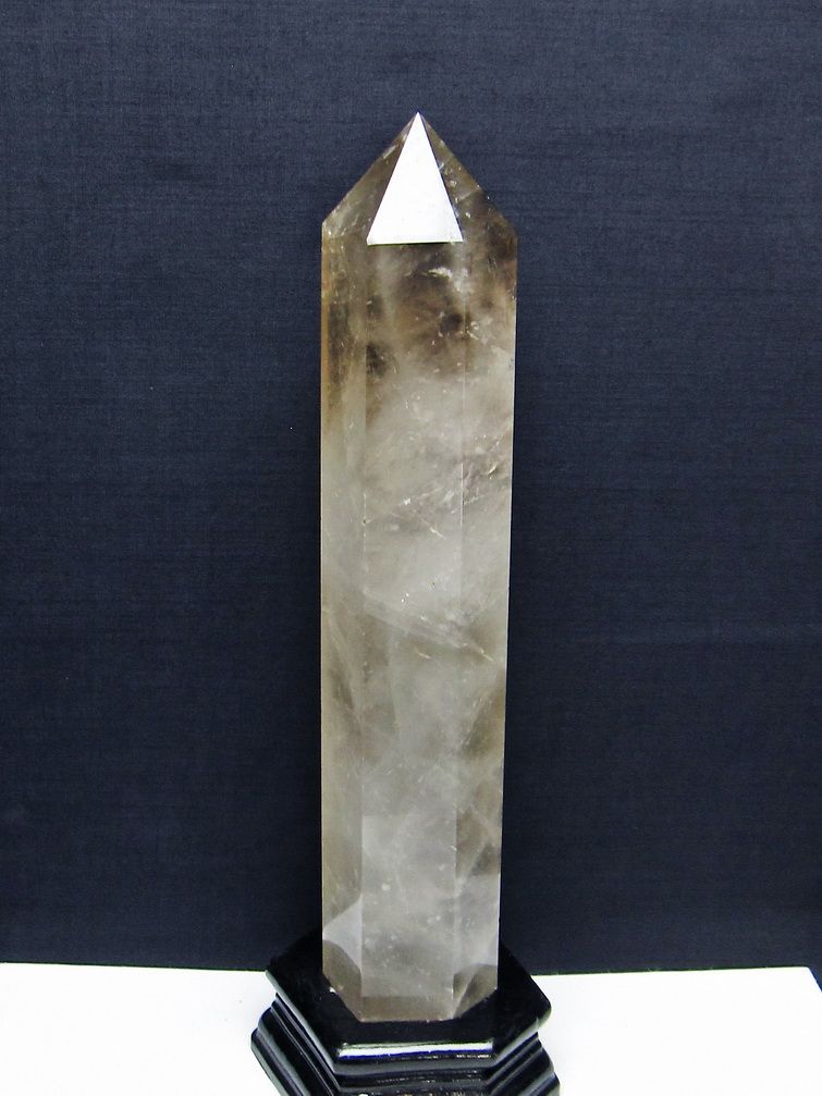 1.1Kg ライトニング水晶 六角柱[T581-6108] 1枚目