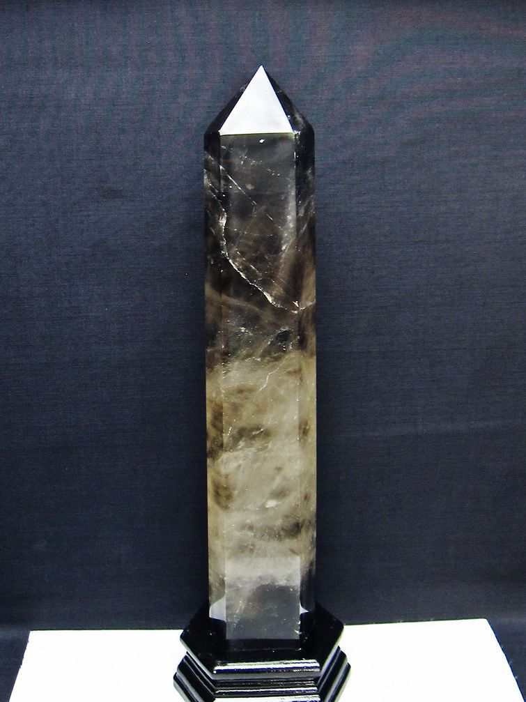 1.8Kg ライトニング水晶 六角柱[T581-6119] 1枚目