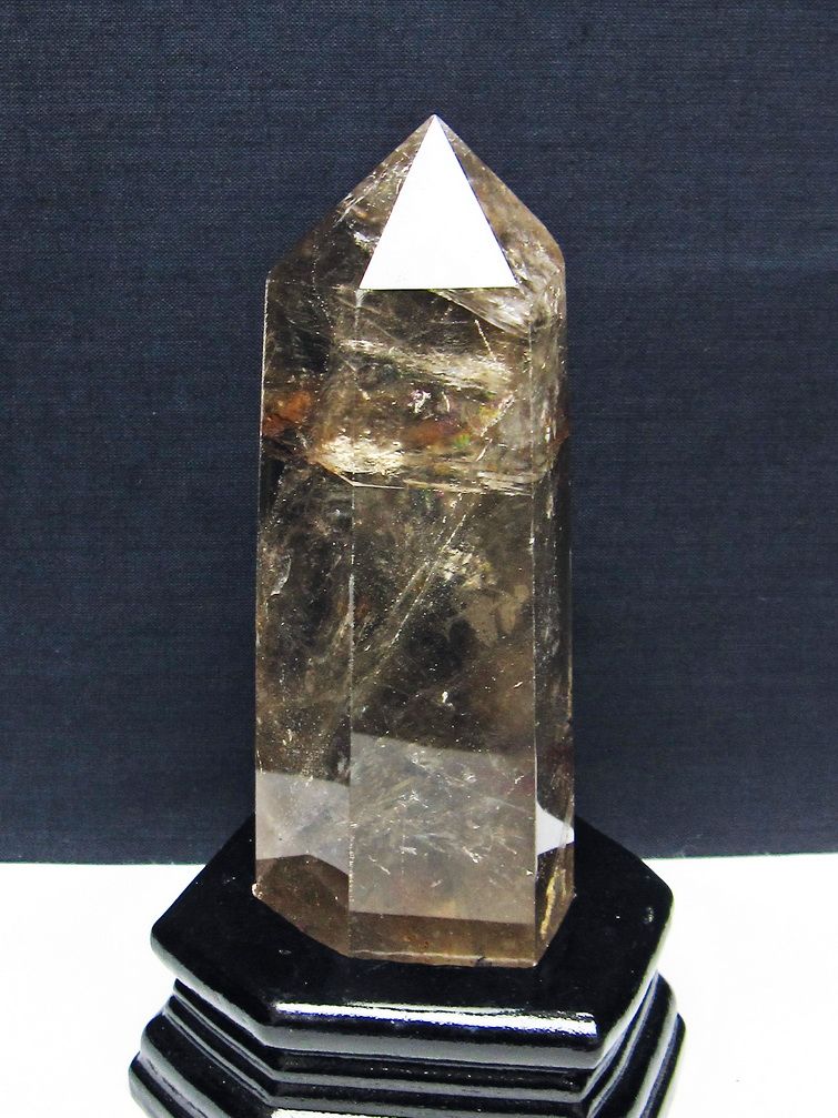 水晶　六角柱　5kgから6kgくらい 水晶六角柱（ポイント） - 水晶天然石専門店ムーンマッドネス MoonMadness