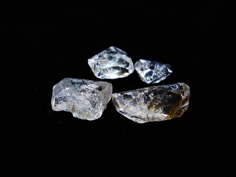 オイルクォーツ （石油入り 水晶） パキスタン産 [t596-3806] 3枚目