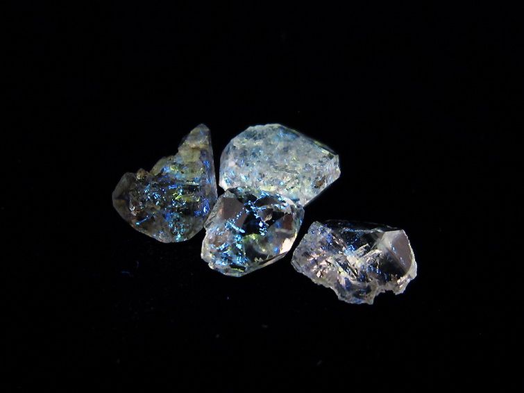 オイルクォーツ （石油入り 水晶） パキスタン産 [t596-3816] 1枚目