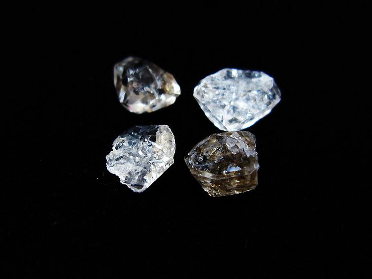 オイルクォーツ （石油入り 水晶） パキスタン産 [t596-3816] 3枚目