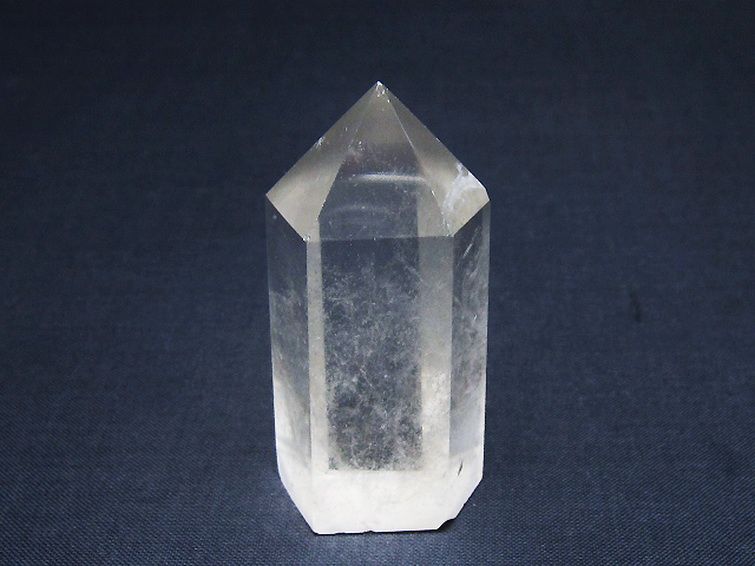 ヒマラヤ水晶 六角柱 [t60-28069] 1枚目