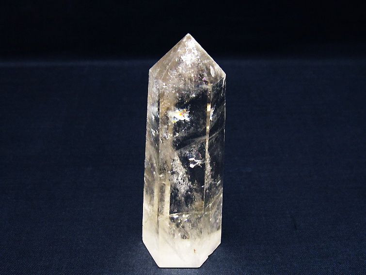 ヒマラヤ水晶 六角柱 [t60-28455] 1枚目