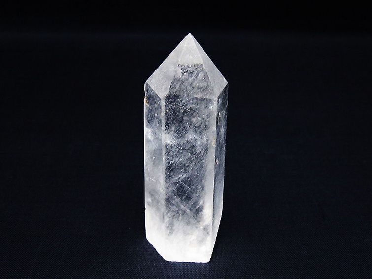 ヒマラヤ水晶 六角柱 [t60-28612] 1枚目