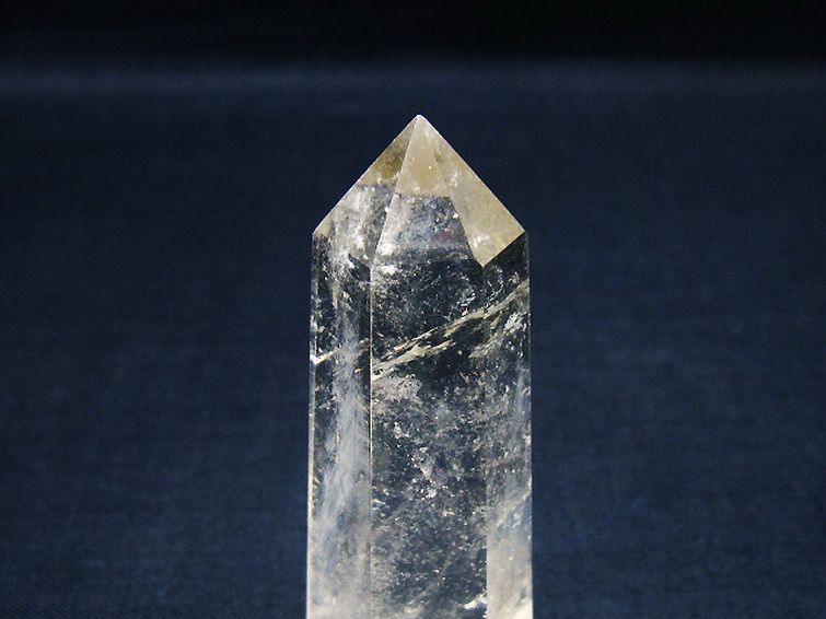 ヒマラヤ水晶 六角柱 [t60-28782] 2枚目