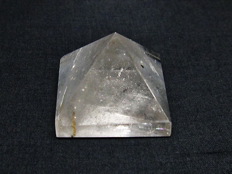 ヒマラヤ水晶ピラミッド[T600-1898] 1枚目