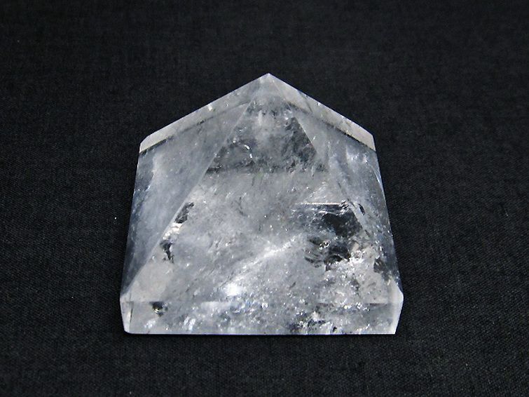ヒマラヤ水晶ピラミッド[T600-1986] 1枚目
