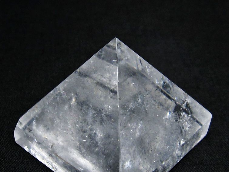 ヒマラヤ水晶ピラミッド[T600-1986] 3枚目