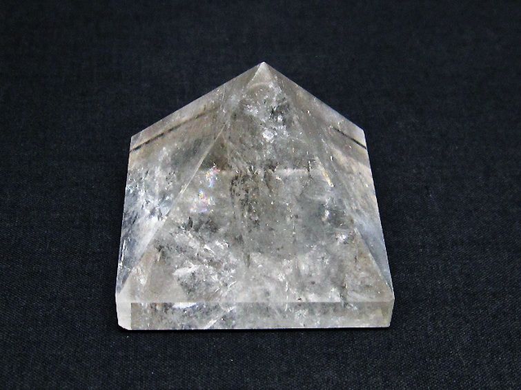 ヒマラヤ水晶ピラミッド[T600-2063] 1枚目