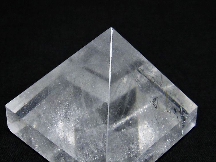 ヒマラヤ水晶ピラミッド[T600-2068] 3枚目