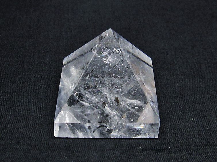 ヒマラヤ水晶ピラミッド[T600-2178] 1枚目