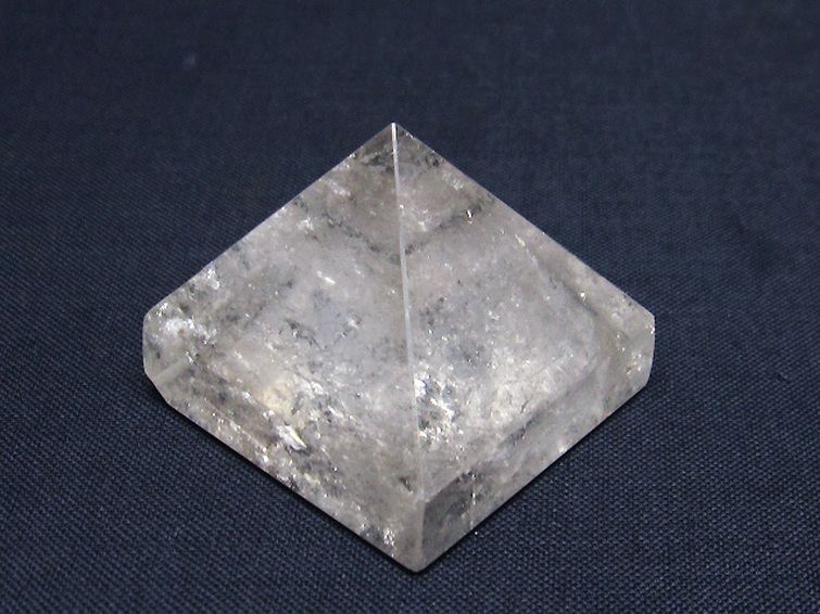 ヒマラヤ水晶ピラミッド[T600-2209] 2枚目