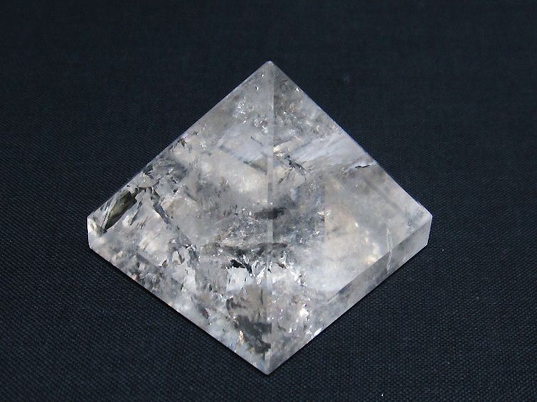 ヒマラヤ水晶ピラミッド[T600-2323] 2枚目