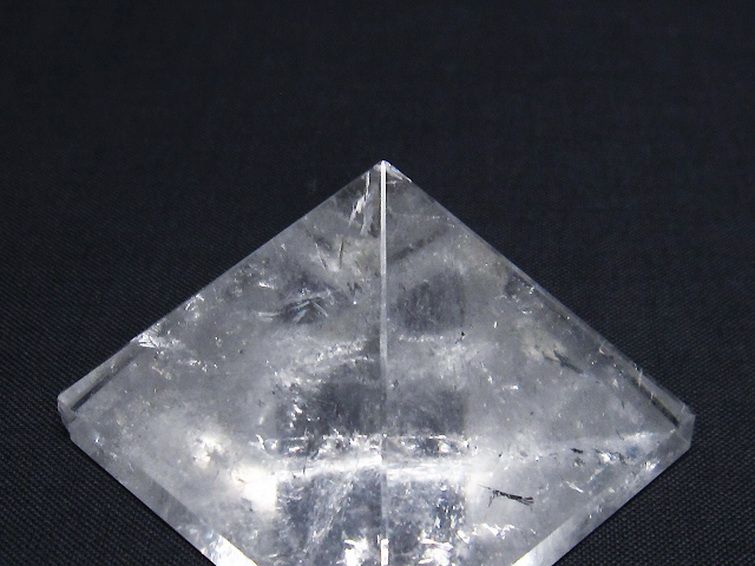 ヒマラヤ水晶ピラミッド[T600-2347] 3枚目