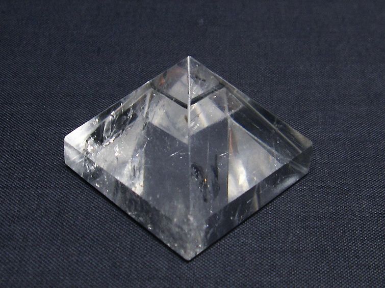 ヒマラヤ水晶ピラミッド [t600-2376] 2枚目